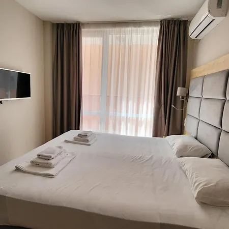 Lägenhet Marina Bay Apartmant Pomorie