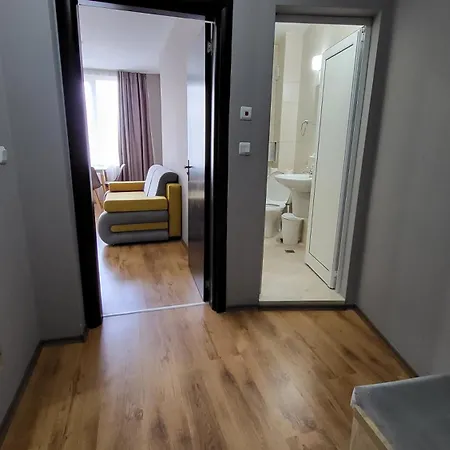 Lägenhet Marina Bay Apartmant Pomorie