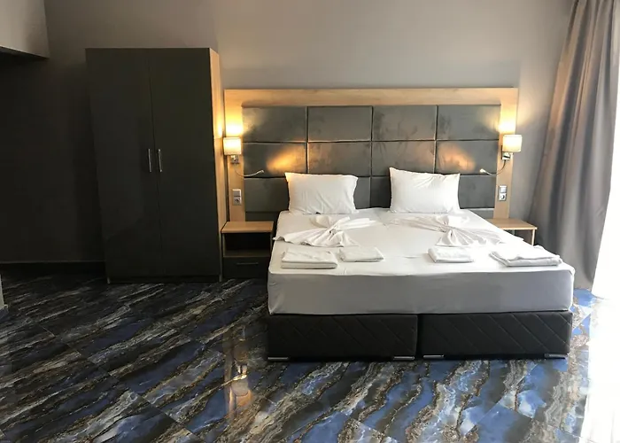 アパート Marina Bay Apartmant ポモリエ